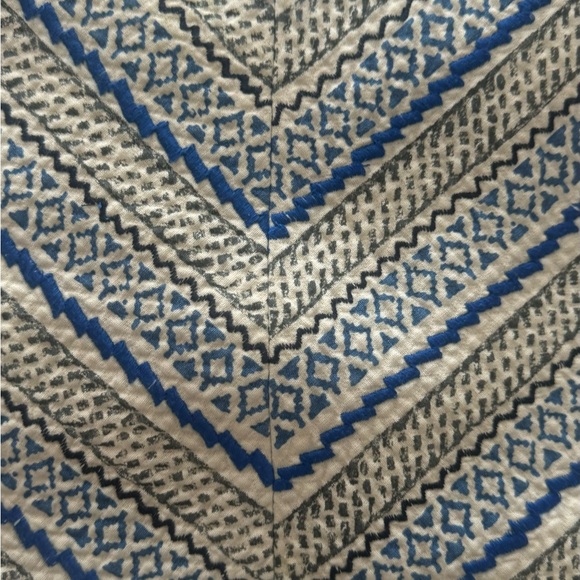 GUESS Blur and White Fringe Skirt - Picture 7 of 7